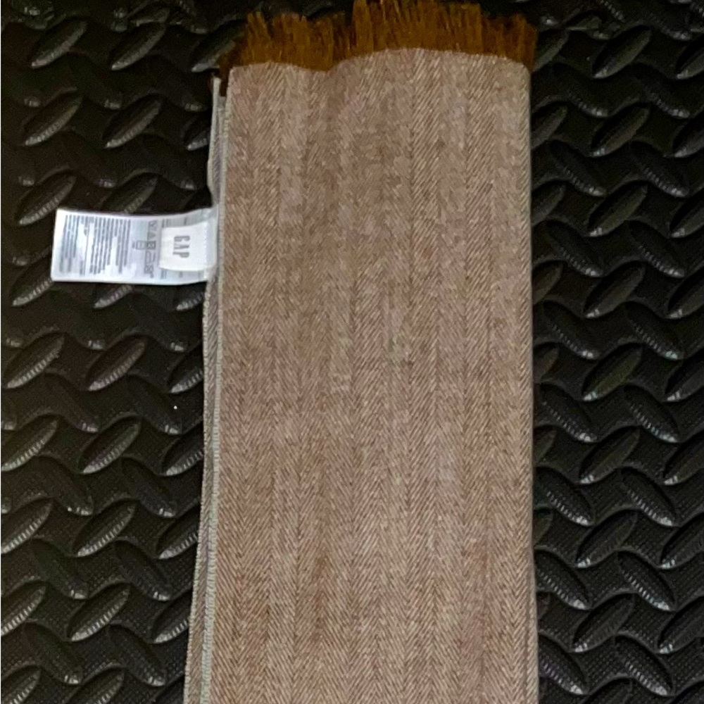 Scarf - Picture 2 of 2